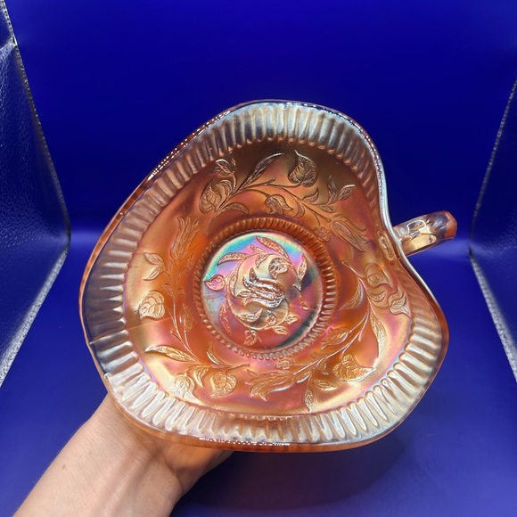 Vintage Dugan Marigold Carnival Glass Windflower Nappy Dish, Sauce Server - Picture 4 of 13